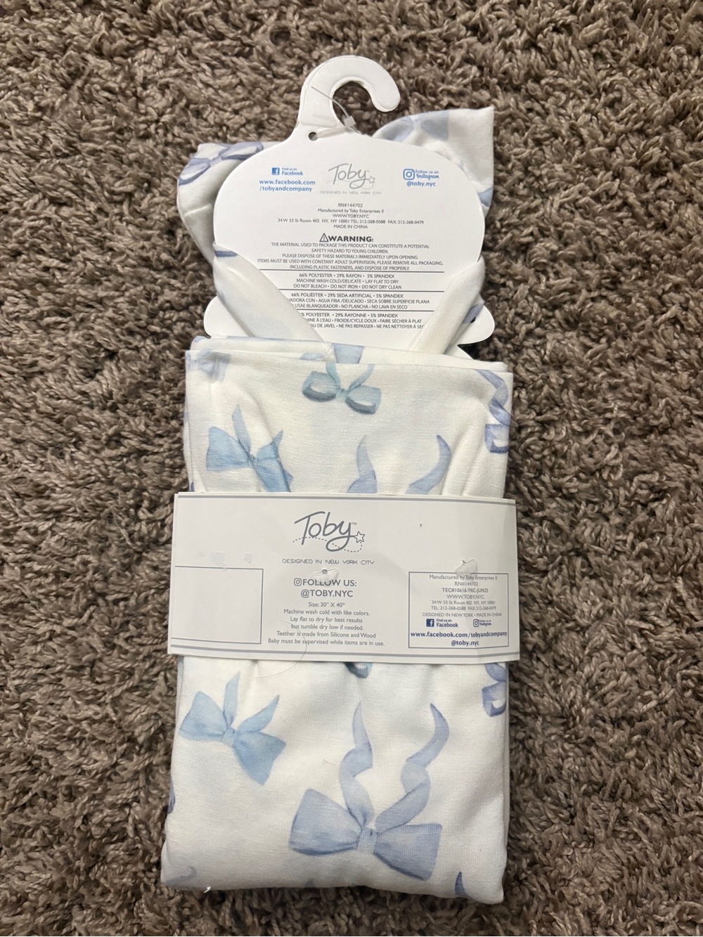 Toby Baby Bow Blanket Set in Light Blue - 3 Piece Kids Bibs Accessory - Picture 2 of 7